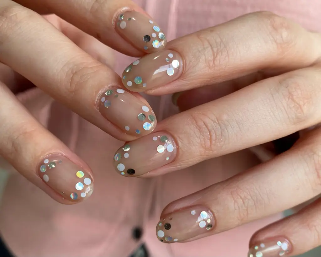 nails & spa YULU.