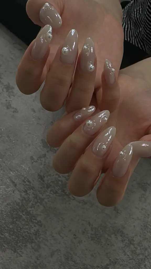 nail salon Luna