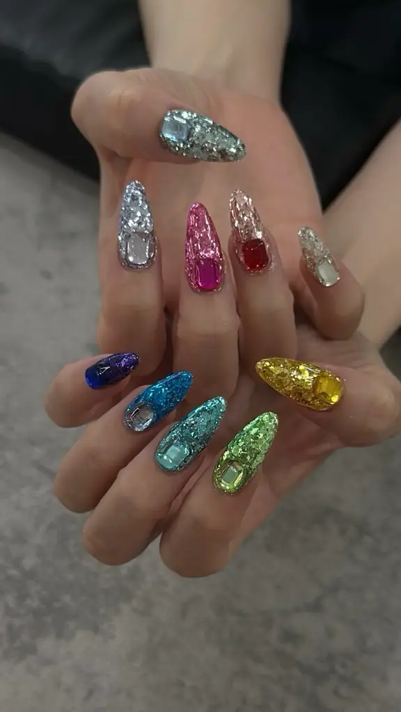 nail salon Luna