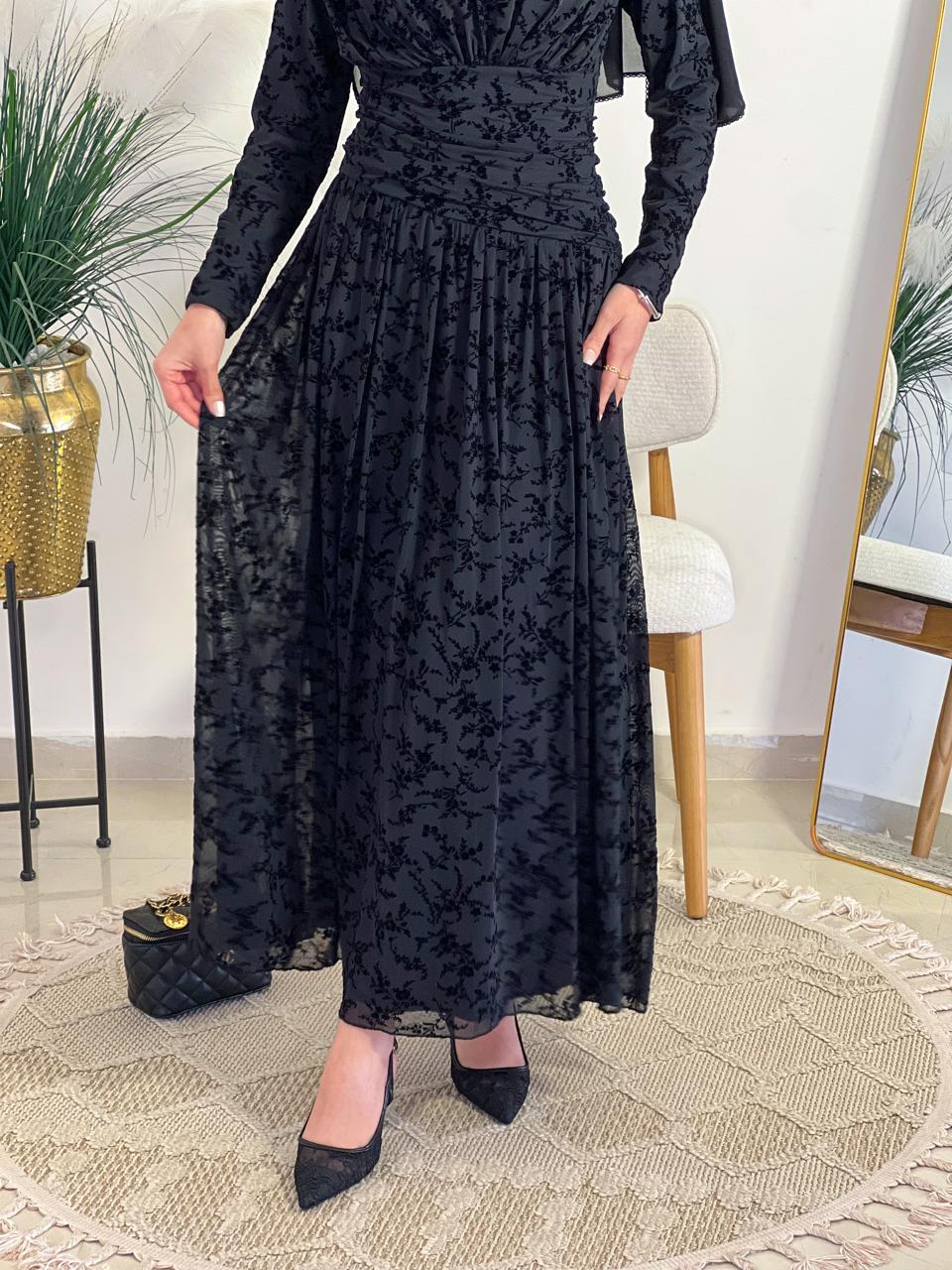 Soft velvet dress, fully lined 6