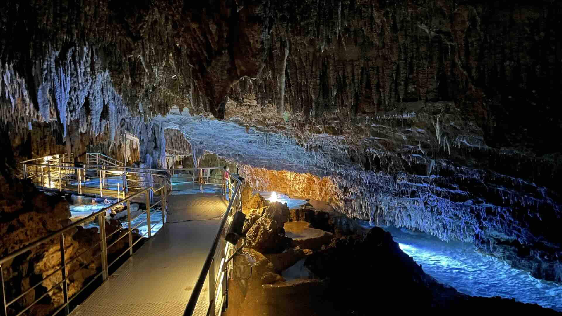 okinawa_world.webp