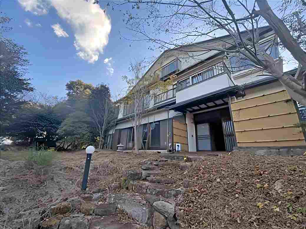 熱海市網代の中古戸建の外観