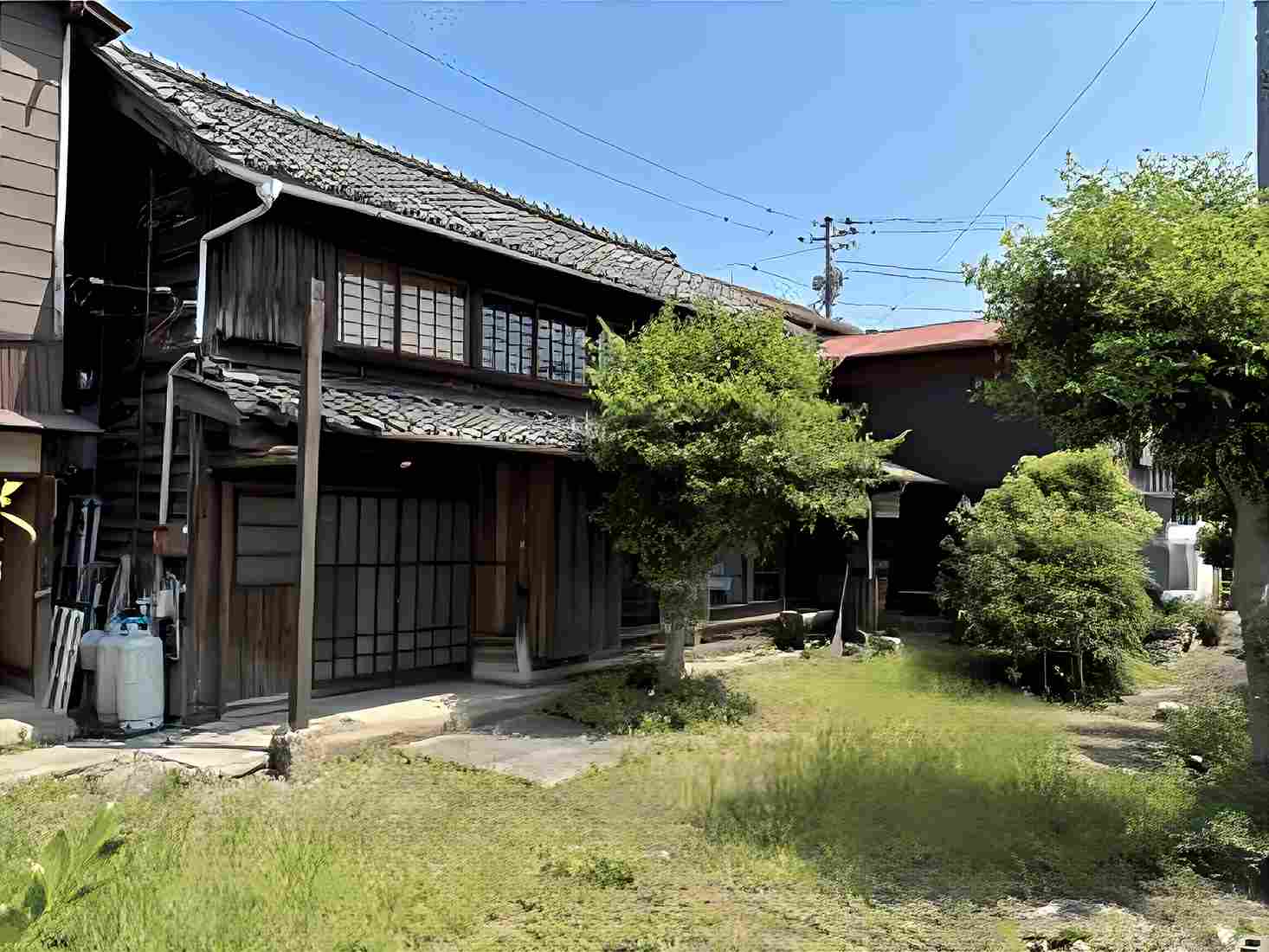 静岡県熱海市上多賀の中古戸建の外観