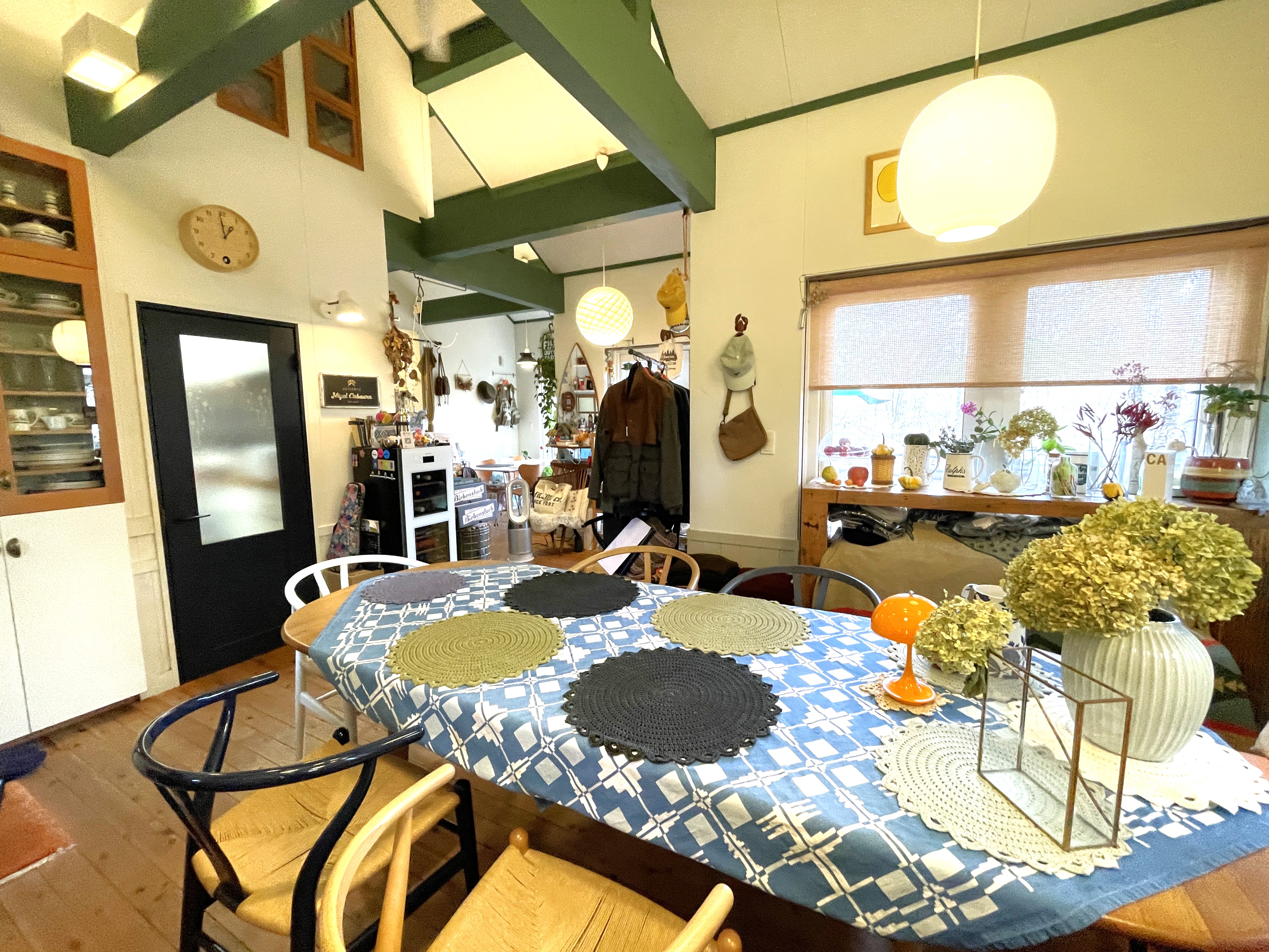 長野県北佐久郡軽井沢町⾧倉戸建のリビング
