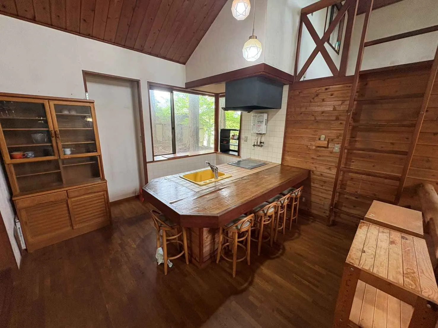 天城高原別荘地 338坪デッキ付き中古別荘平家建3LDK+ロフト 450万円｜昭和61年築の写真 11