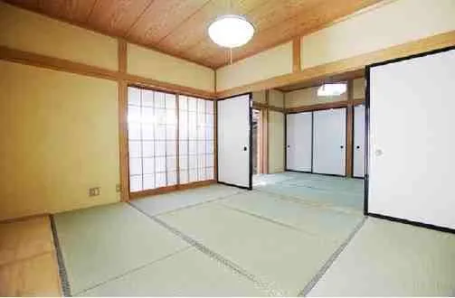 熱海市紅葉ガ丘町売戸建の内装（和室）