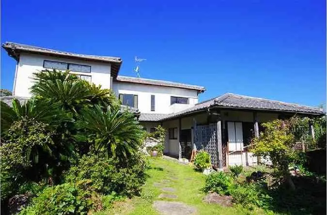 熱海市網代売戸建住宅7LDKの外観