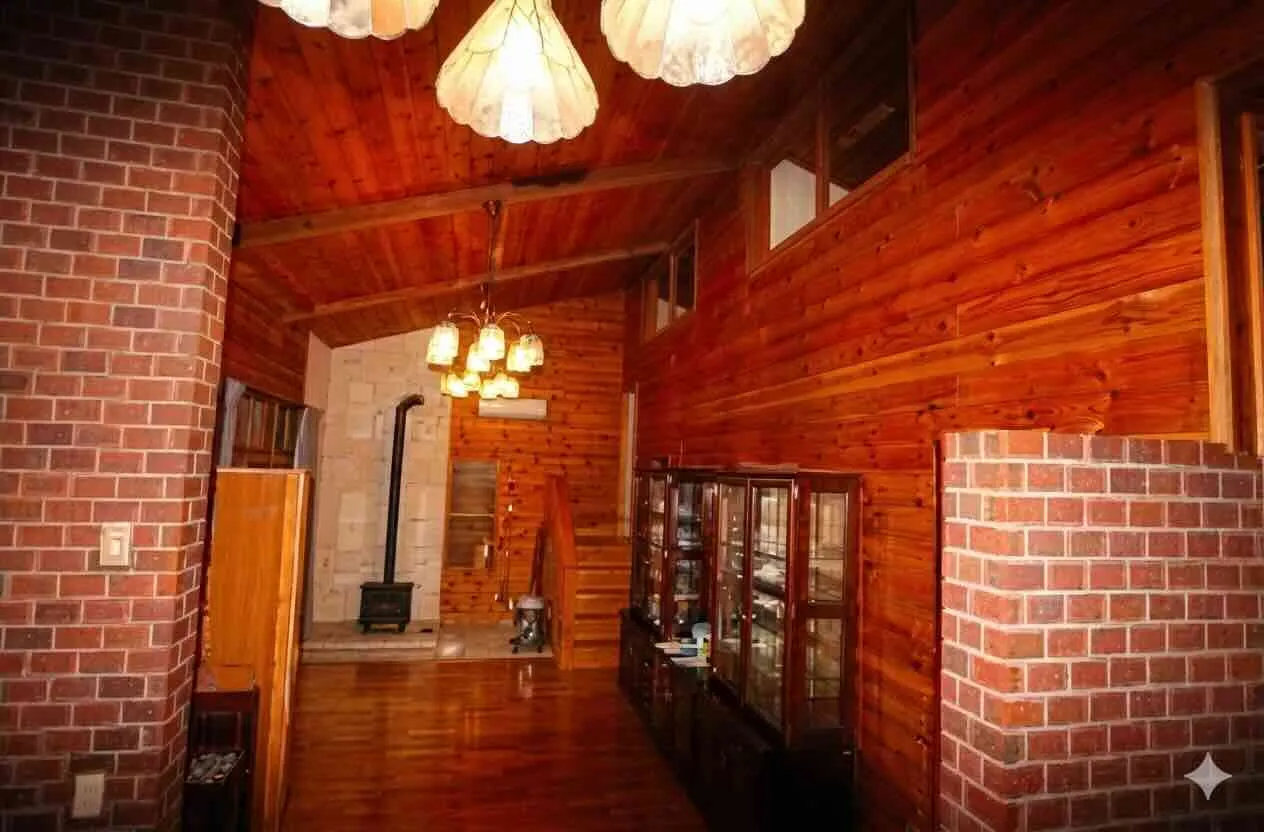 軽井沢三笠パーク内中古住宅の内装1