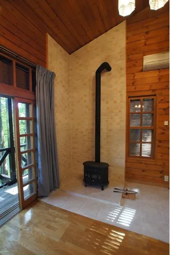 軽井沢三笠パーク内中古住宅の内装7