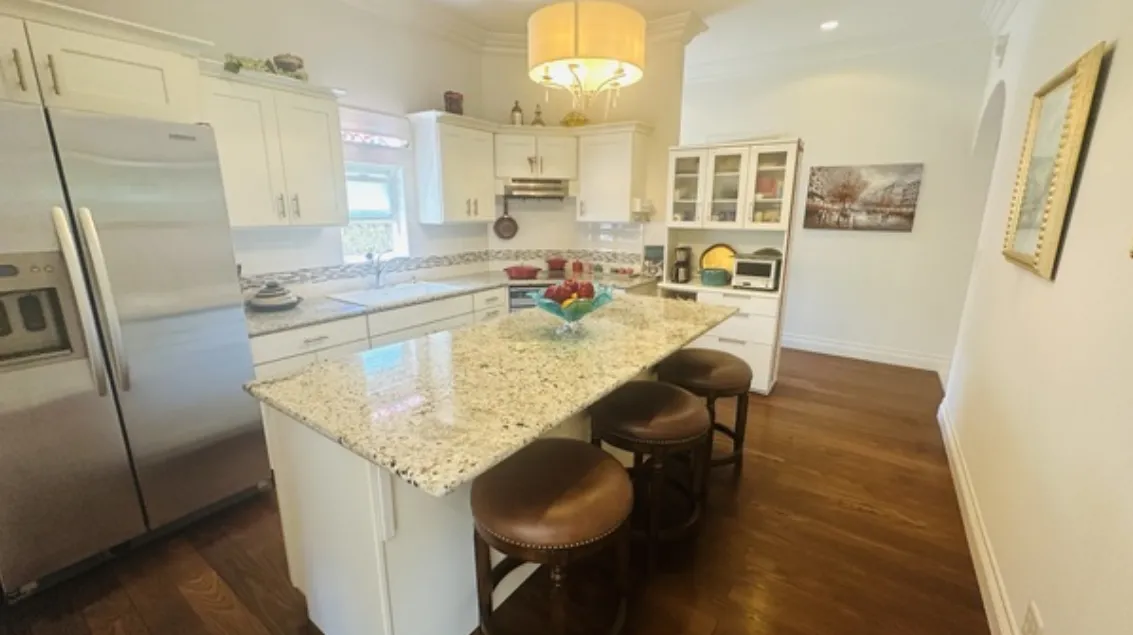 南軽井沢平家建中古アメリカンハウス2LDK+書斎+ガレージ｜軽井沢駅4.9km・敷地500坪超1669㎡の写真 5