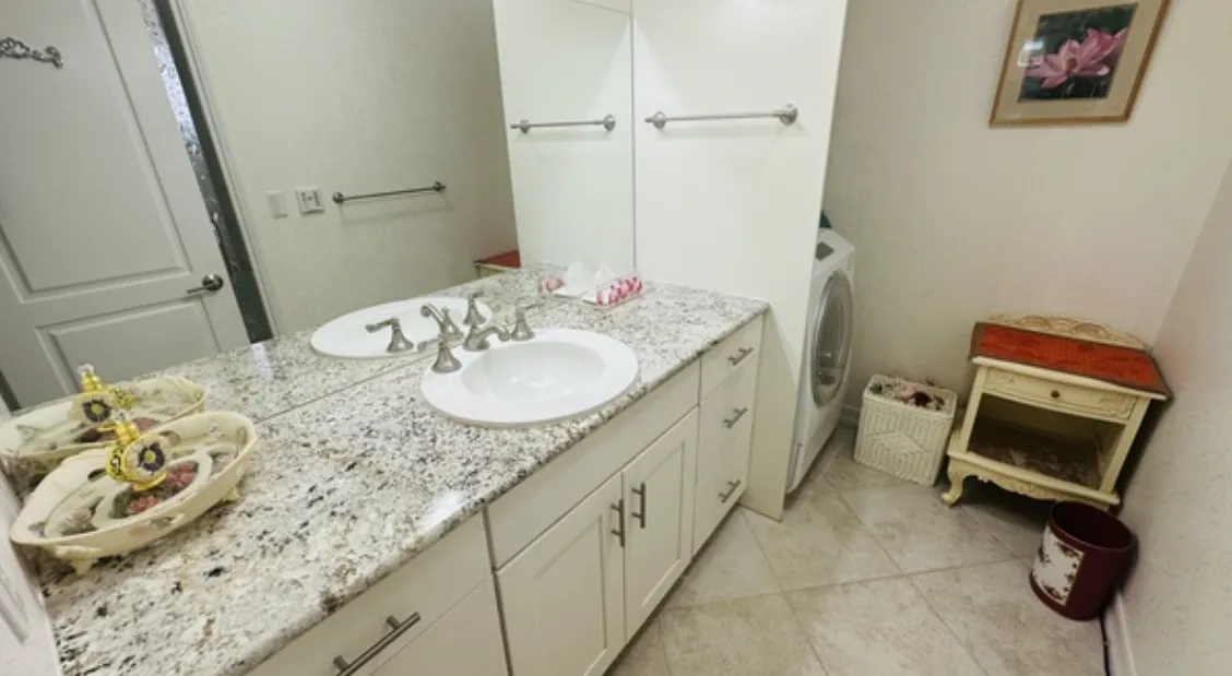 南軽井沢平家建中古アメリカンハウス2LDK+書斎+ガレージ｜軽井沢駅4.9km・敷地500坪超1669㎡の写真 11