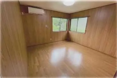 湯河原町宮上中古戸建の内装2