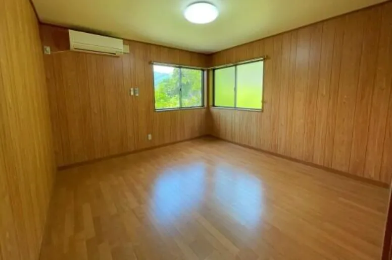 湯河原町宮上中古戸建の内装4