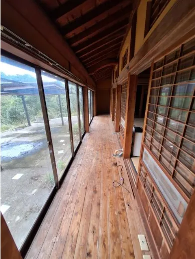 富津市梨沢中古戸建の縁側