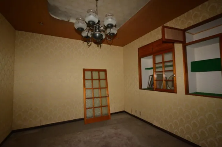 富津市三間塚中古戸建の洋室