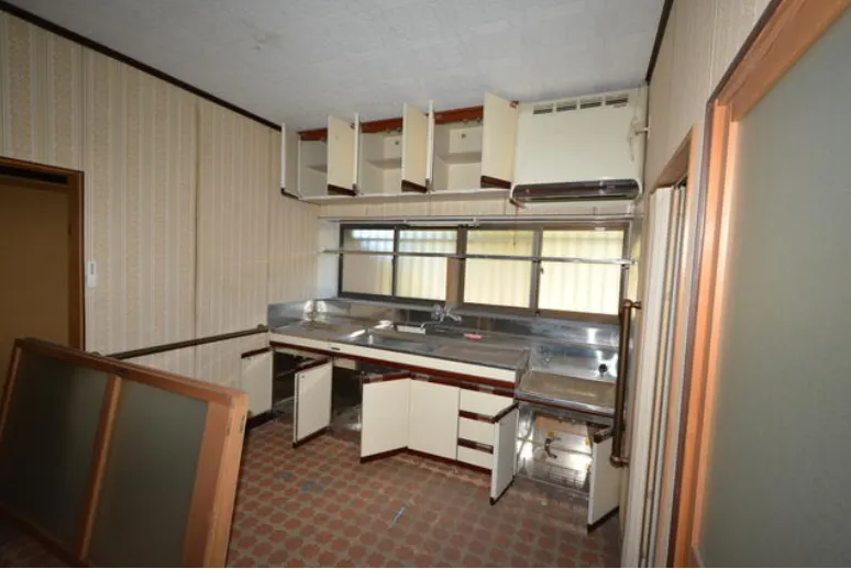 富津市三間塚中古戸建のキッチン