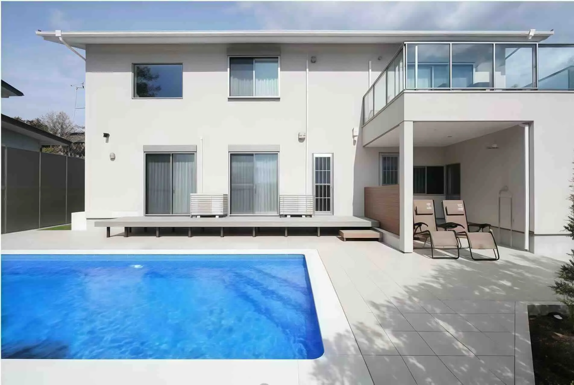 伊東市八幡野 2024年築木造2階建129㎡ 温泉サウナプール付2LDK+W.I.C｜伊豆高原駅徒歩33分バス5分