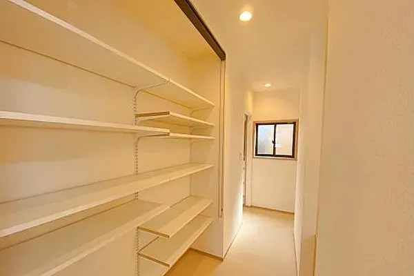 真鶴町真鶴の中古戸建のシューズインクローゼット