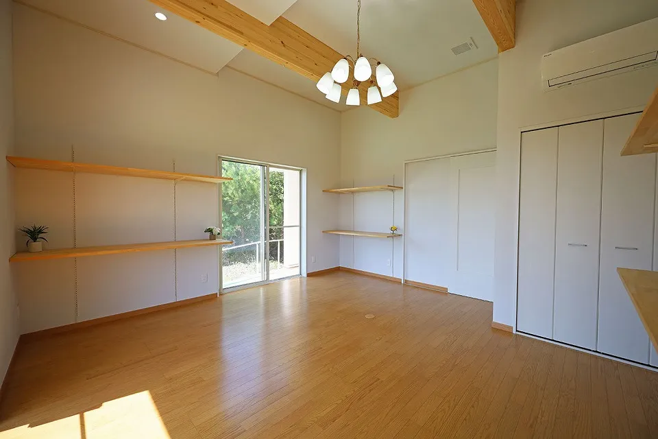 南房総市千倉町白間津売戸建の洋室の写真2