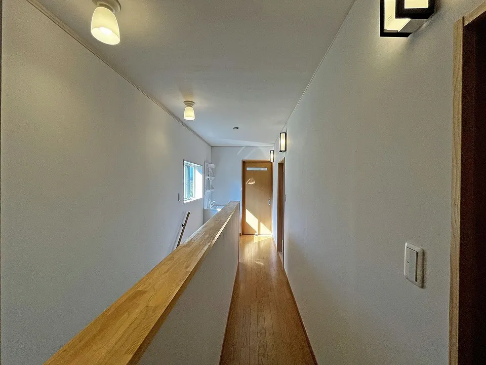 南房総市千倉町白間津売戸建の2階廊下