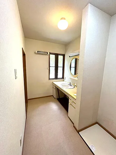 湯河原町宮上売戸建の洗面室