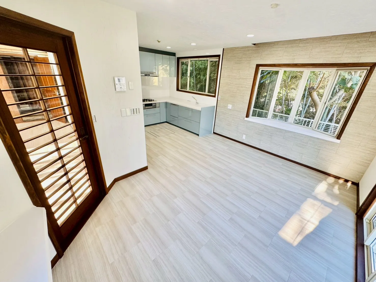 鎌倉市津中古住宅のダイニング・キッチン