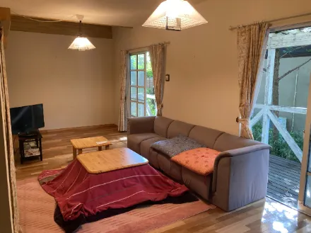 那須町守子の郷F-60中古別荘のリビング・ダイニングの写真2