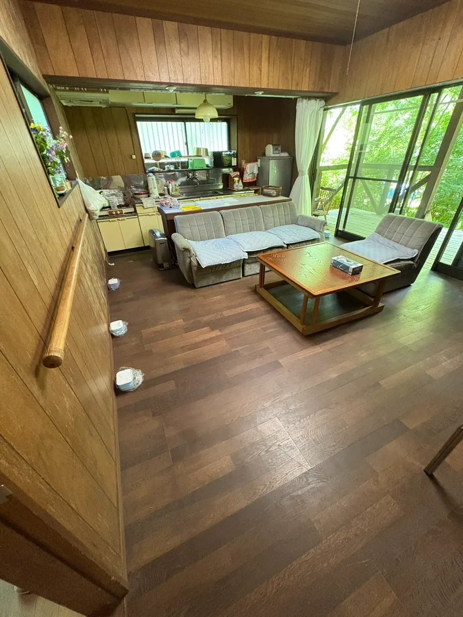 那須町守子の郷G-48中古別荘のLDKの写真1