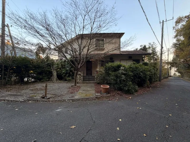 エンゼルフォレスト熱海自然郷別荘の外観