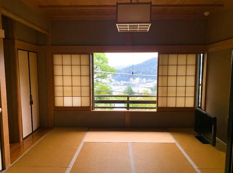 熱海市林ガ丘売別荘の2階和室