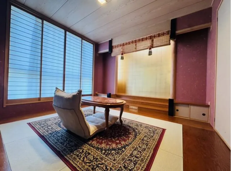 鎌倉市雪ノ下売中古戸建の客室