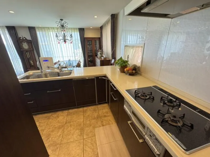 鎌倉市雪ノ下売中古戸建のキッチン