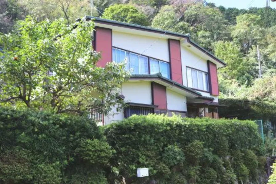 熱海市泉一戸建の外観