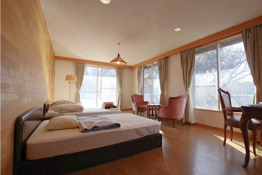 熱海市下多賀中古戸建の寝室