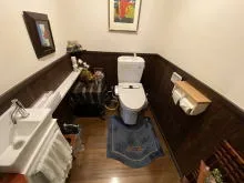 勝浦市串浜中古戸建のトイレ