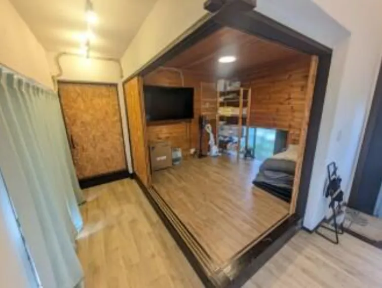 勝浦市沢倉売戸建住宅の洋室