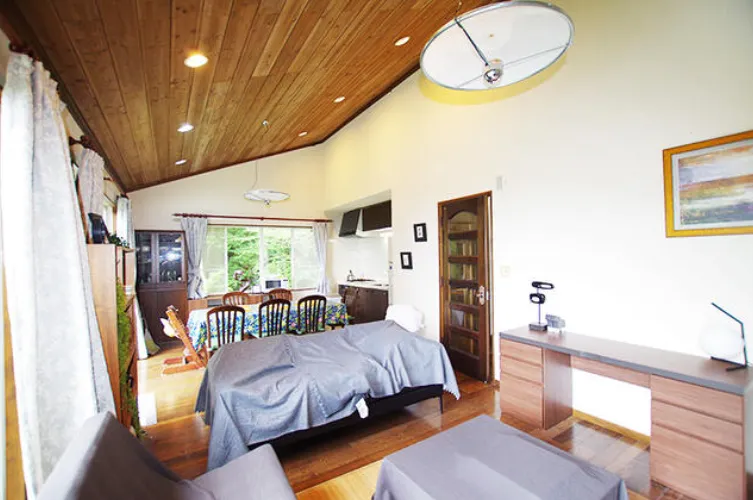 伊東市伊東売戸建住宅のLDKの写真1