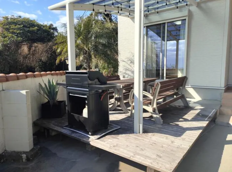 館山市伊戸売中古戸建の1階テラスの写真1