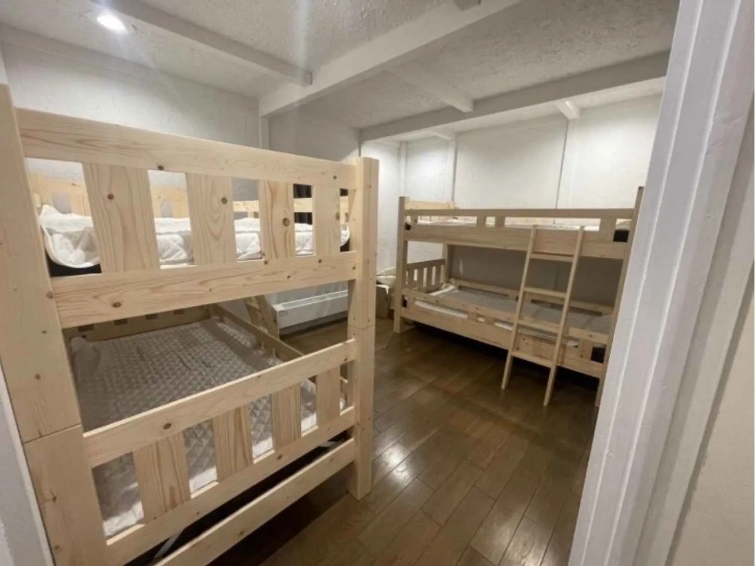 北軽井沢嬬恋村中古別荘の洋室