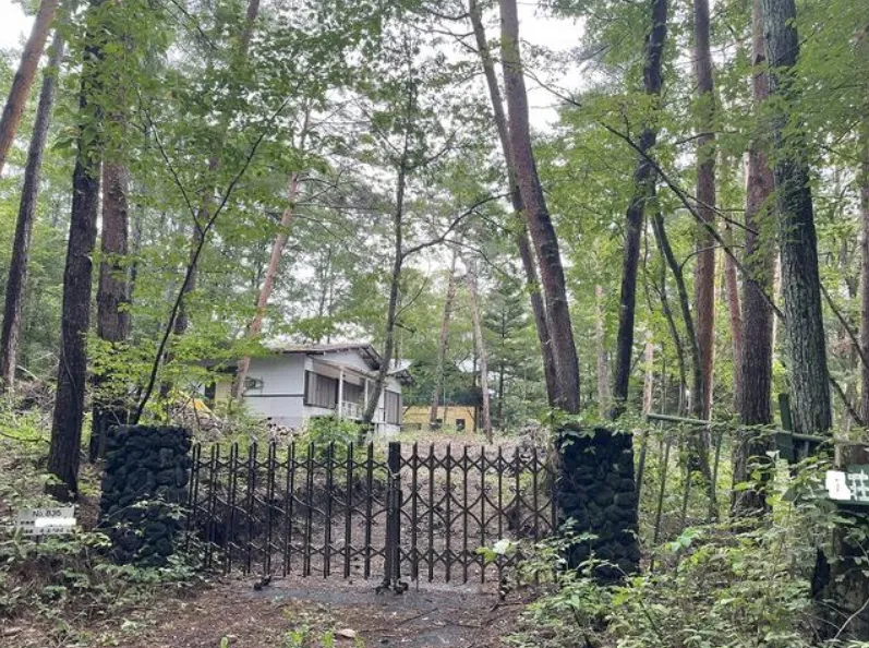 御代田町草越中古別荘の外観