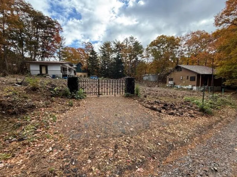 御代田町草越中古別荘の敷地の写真4