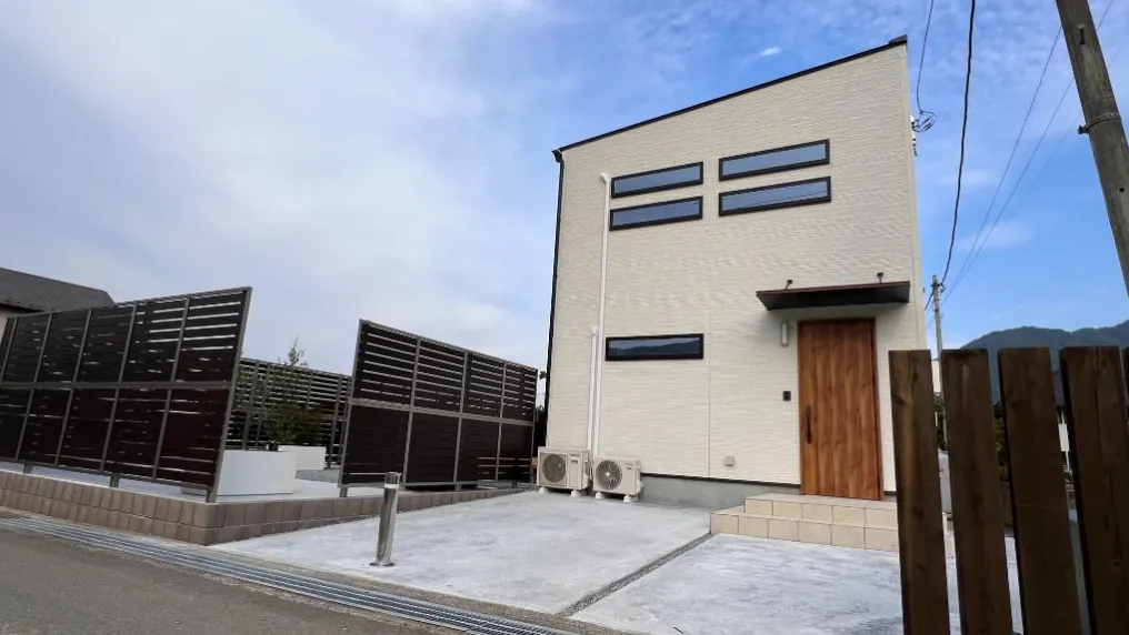 富士河口湖町売中古別荘の外観