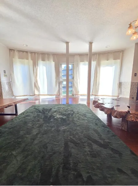 逗子市葉山四季分譲地内売中古戸建の内装2