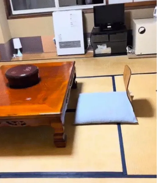 山中湖村平野売ペンションの和室