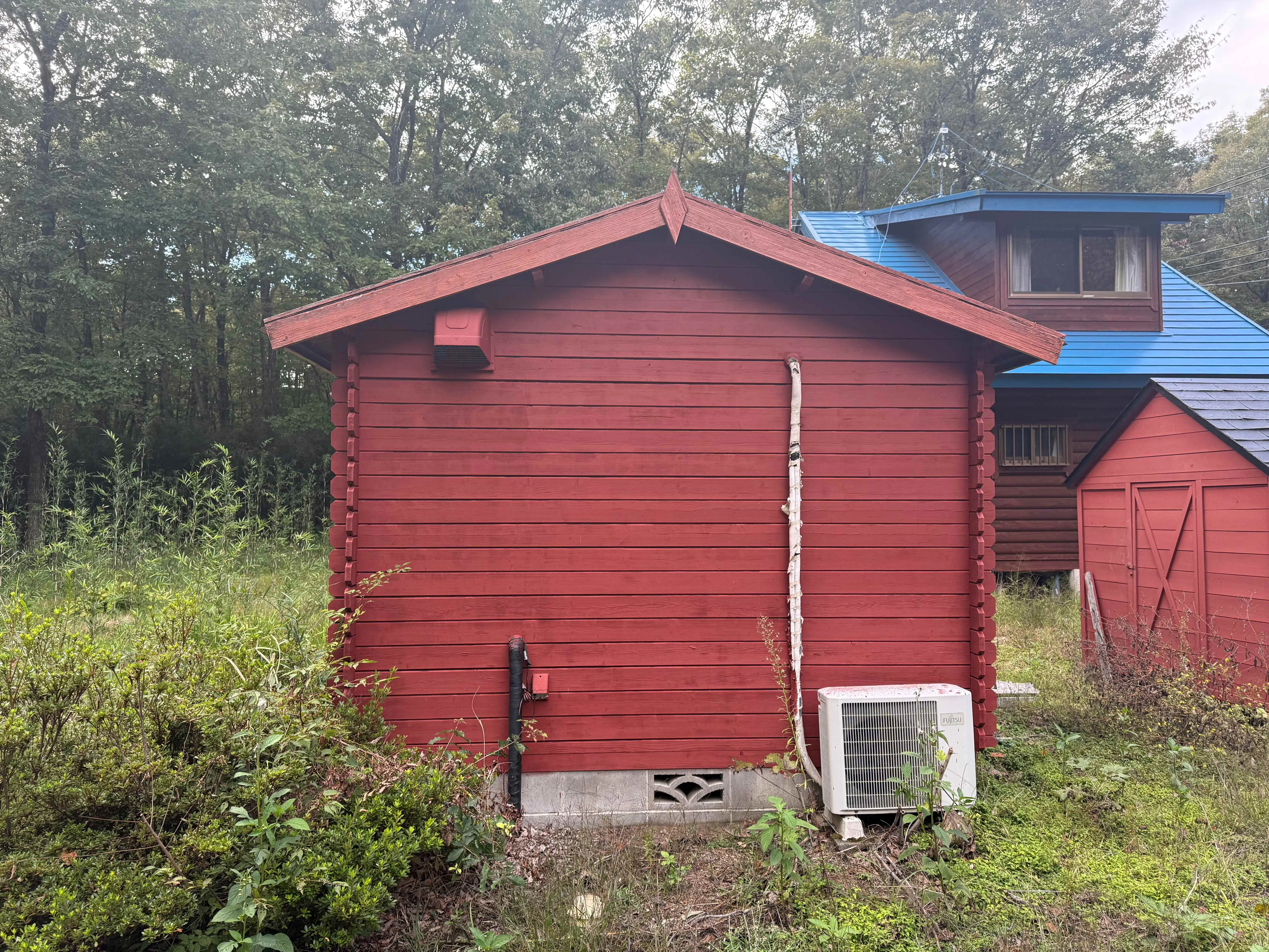 別棟(収納小屋)