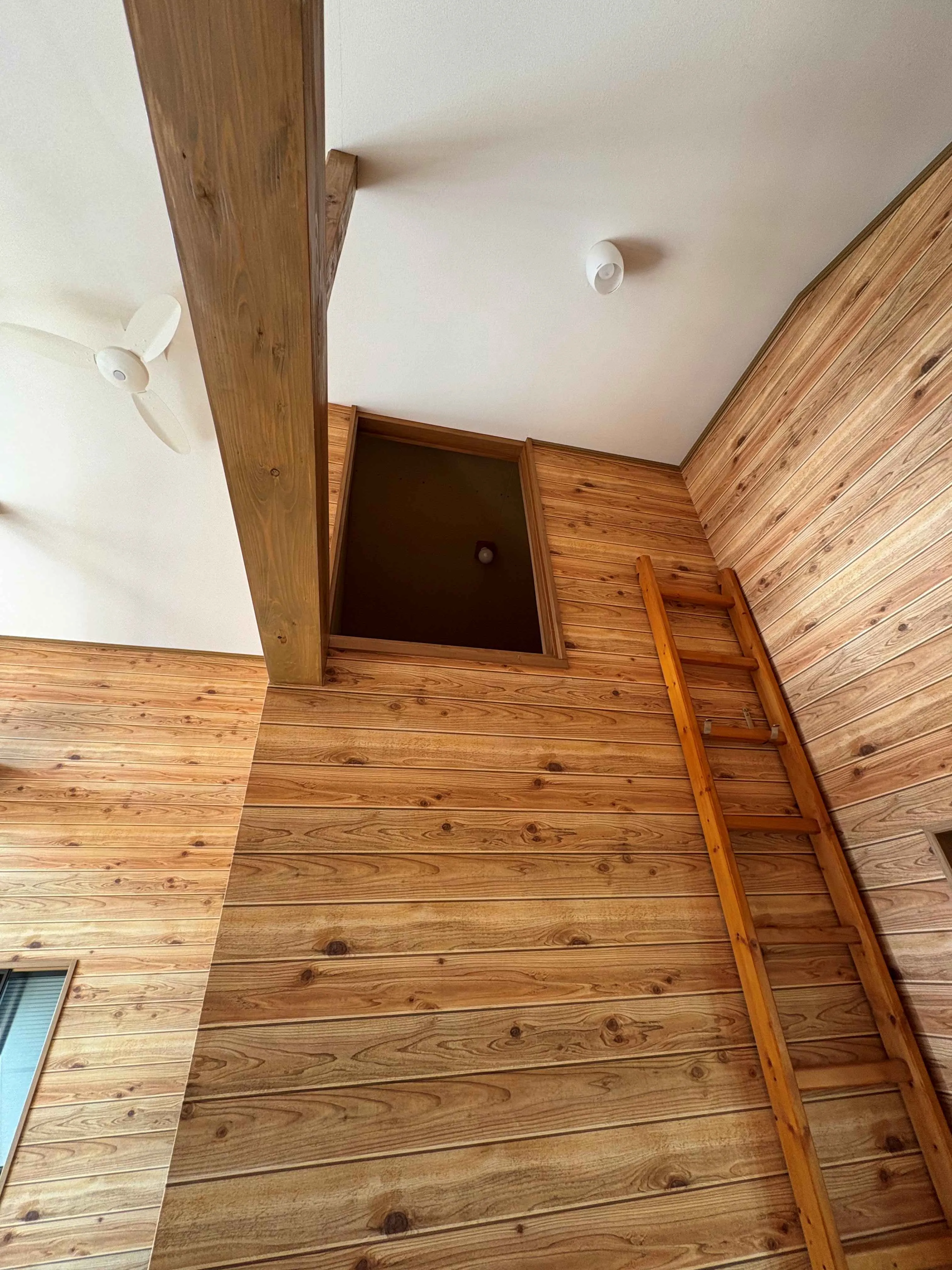 ロフトスペース・はしご