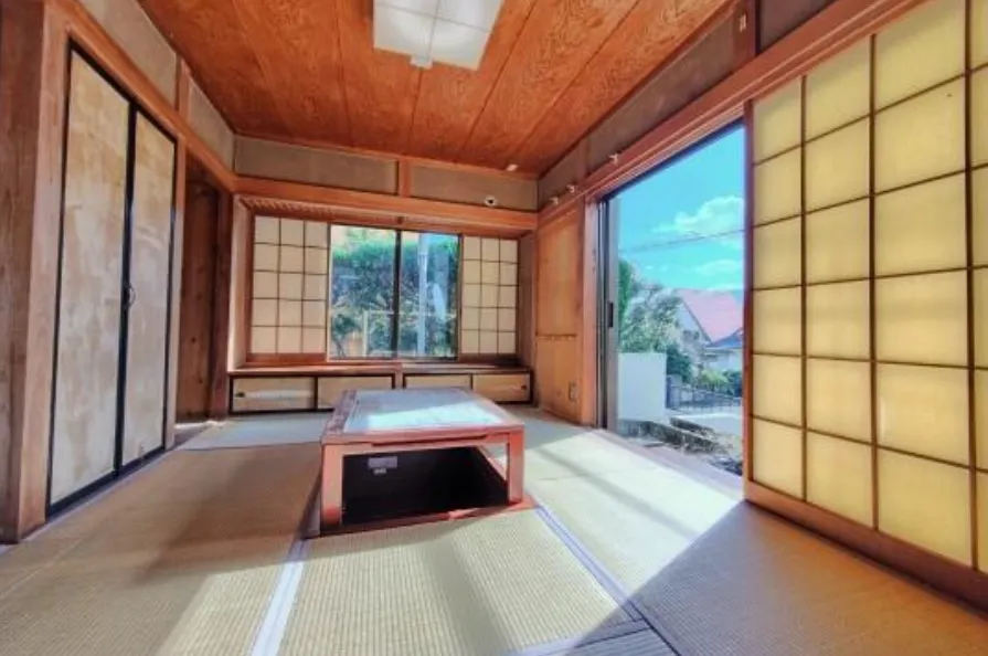 和室(掘りごたつ付き)