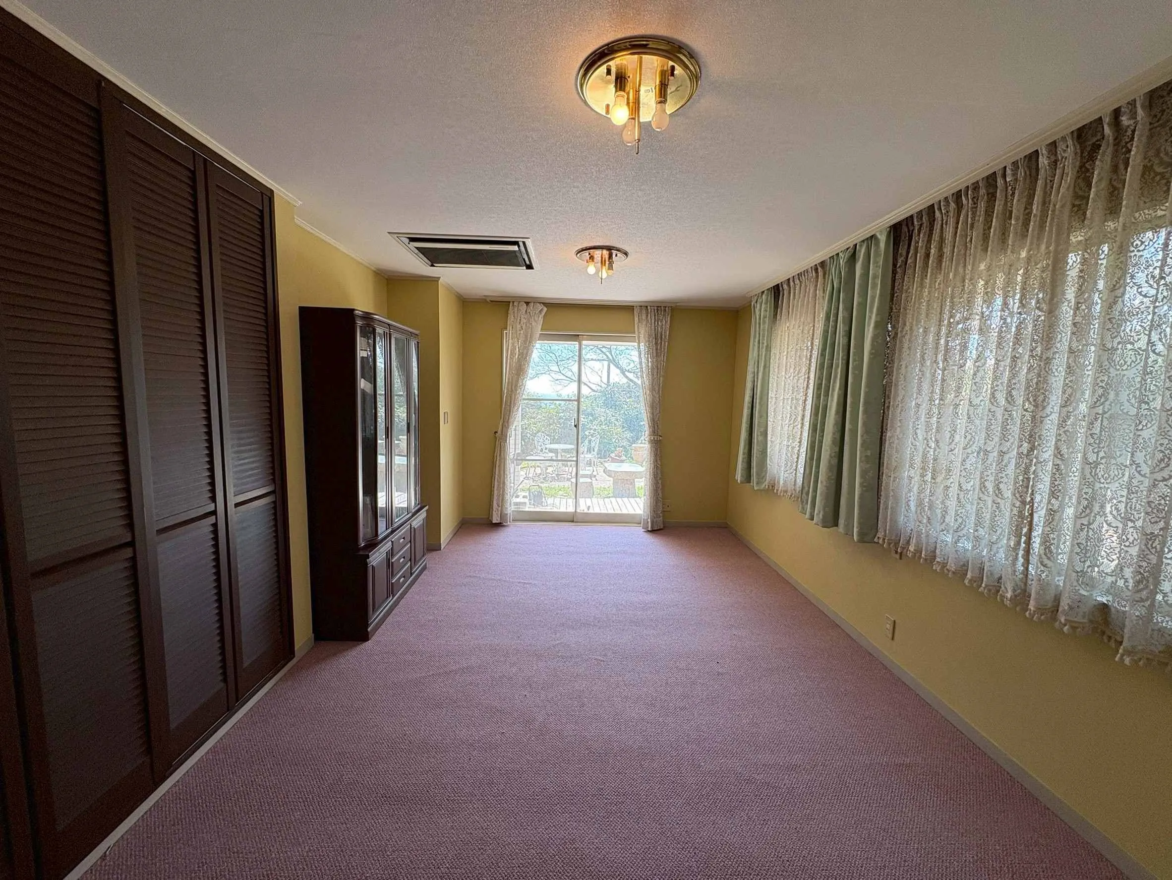 材木座四丁目中古戸建のリビングルーム内観