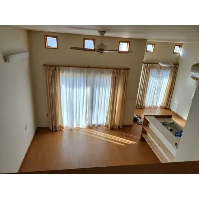 日光市薄井沢中古戸建のリビングルーム内観