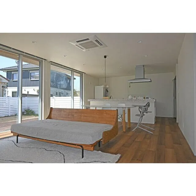 長生村一松中古戸建のモダンなリビングダイニング